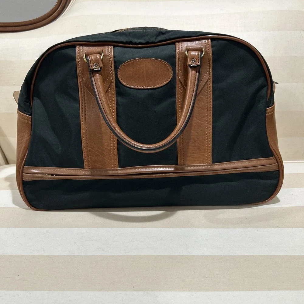 Vintage Pegasus Green‎ & Brown Carry On Tote Duffel Luggage Bag